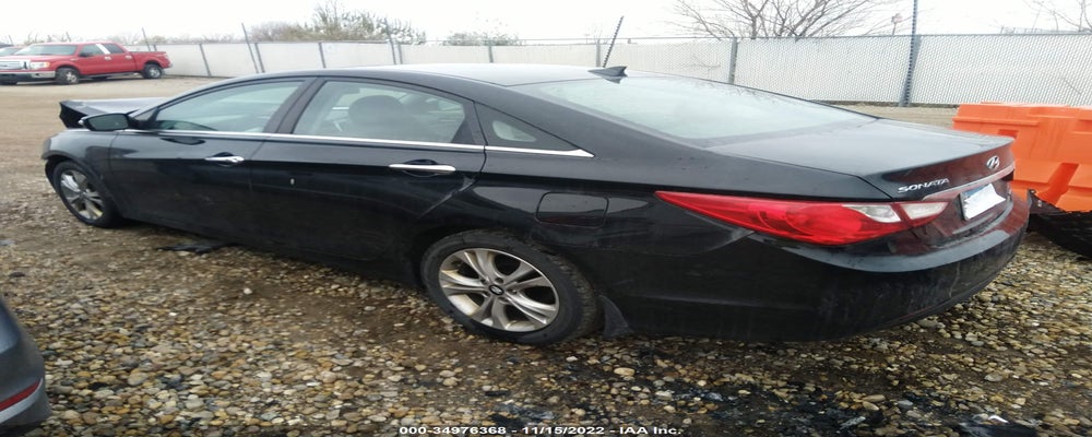 5NPEC4AC6DH647184 2013 HYUNDAI SONATA photo no. 3