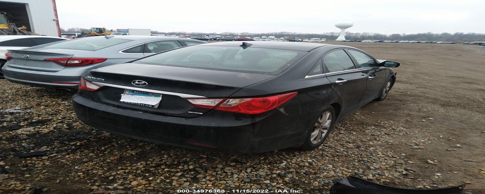 5NPEC4AC6DH647184 2013 HYUNDAI SONATA photo no. 4