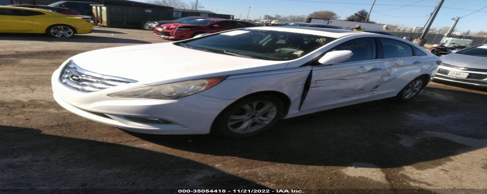5NPEC4AC0BH255878 2011 HYUNDAI SONATA photo no. 2