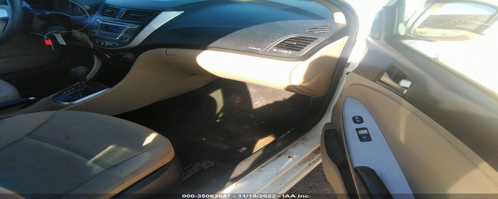KMHCT4AE0GU147987 2016 HYUNDAI ACCENT photo no. 5