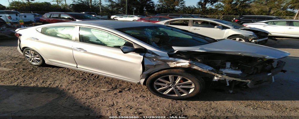 5NPDH4AE1GH710579 2016 HYUNDAI ELANTRA photo no. 17