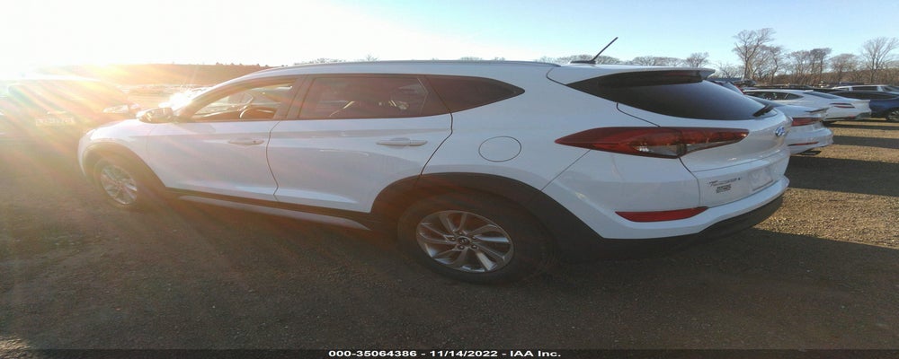 KM8J3CA40HU419433 2017 HYUNDAI TUCSON photo no. 3