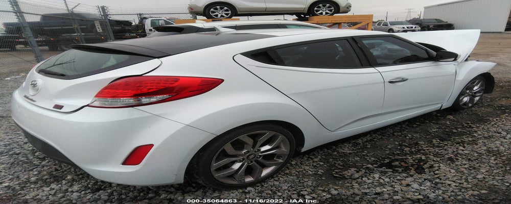 KMHTC6AD2FU219757 2015 HYUNDAI VELOSTER photo no. 4