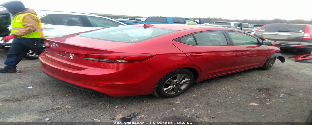 5NPD84LF7HH177841 2017 HYUNDAI ELANTRA photo no. 4