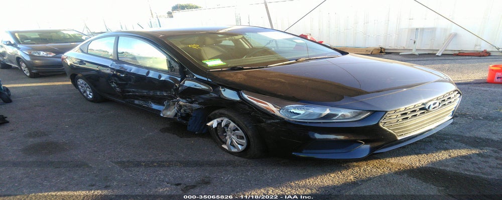 3KPC24A33JE036989 2018 HYUNDAI ACCENT photo no. 5