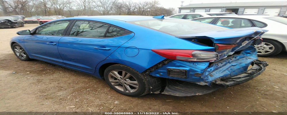 KMHD84LF6HU224584 2017 HYUNDAI ELANTRA photo no. 3