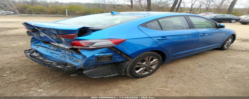 KMHD84LF6HU224584 2017 HYUNDAI ELANTRA photo no. 4