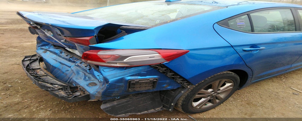 KMHD84LF6HU224584 2017 HYUNDAI ELANTRA photo no. 6