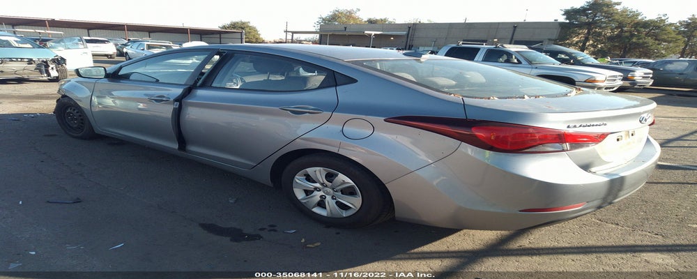 5NPDH4AE2GH708078 2016 HYUNDAI ELANTRA photo no. 3