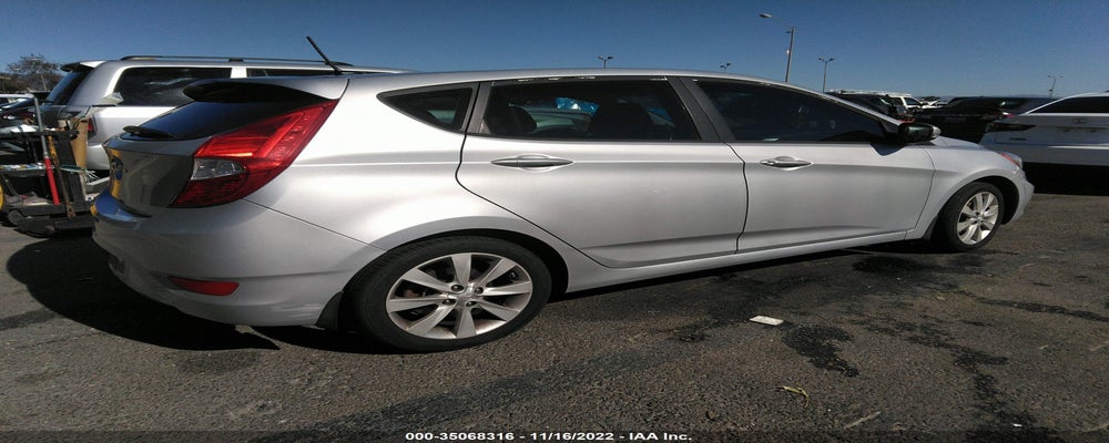 KMHCU5AE6DU111266 2013 HYUNDAI ACCENT photo no. 4