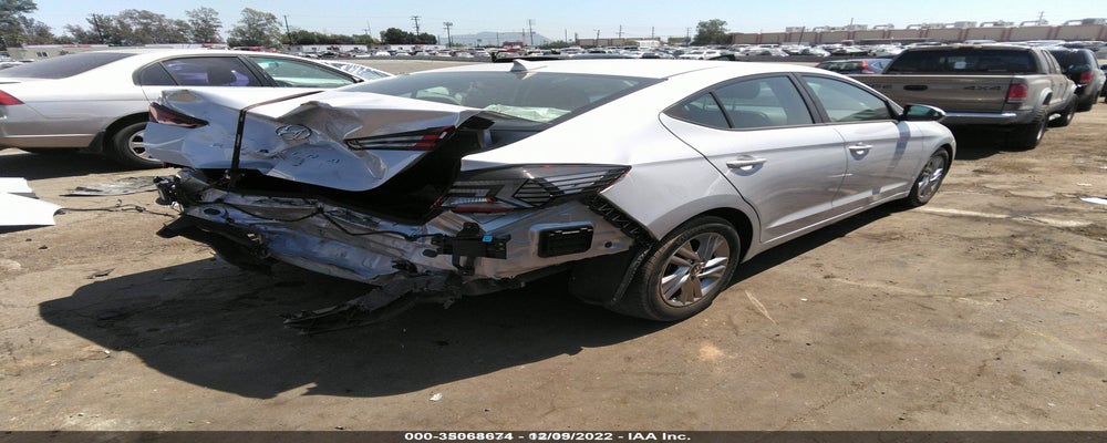 KMHD84LF6KU816073 2019 HYUNDAI ELANTRA photo no. 4