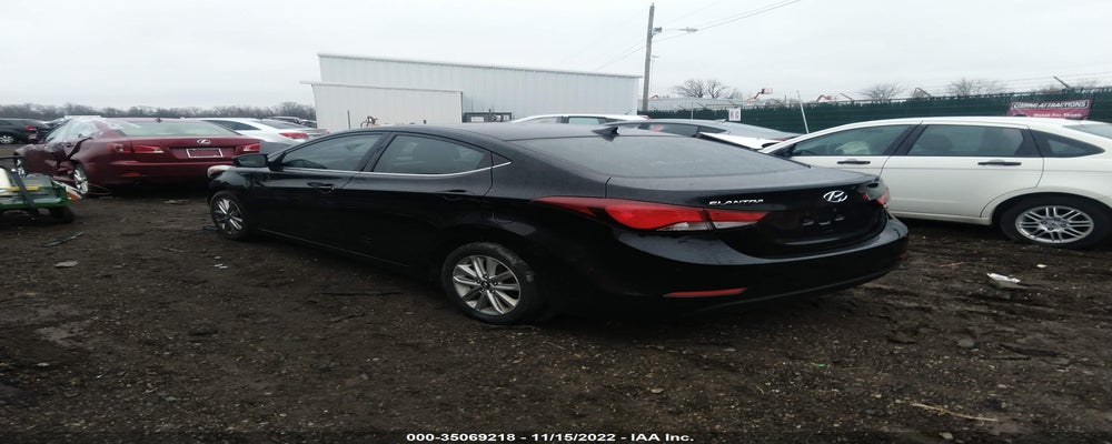 KMHDH4AE3FU285964 2015 HYUNDAI ELANTRA photo no. 3