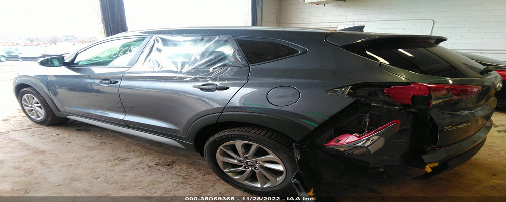 KM8J3CA43JU734801 2018 HYUNDAI TUCSON photo no. 6