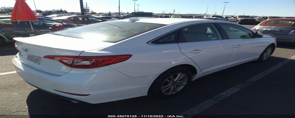 5NPE24AF0HH483806 2017 HYUNDAI SONATA photo no. 4