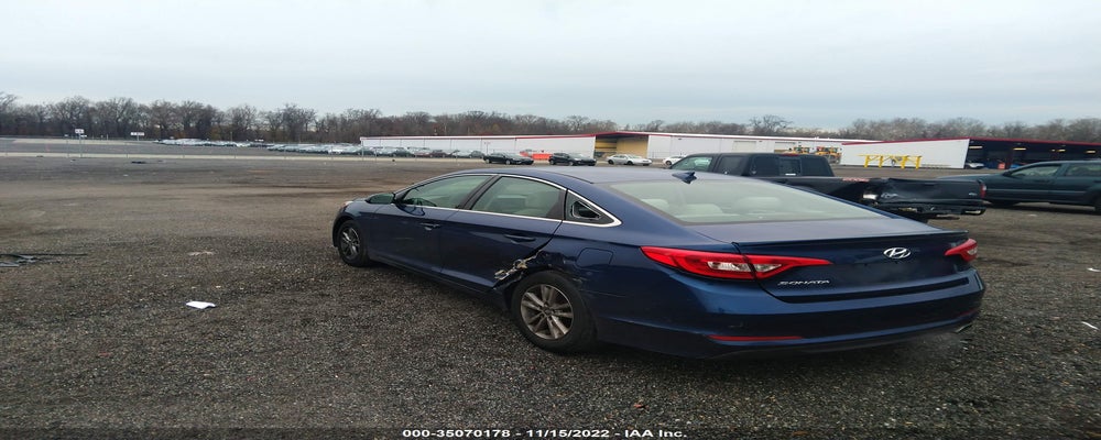 5NPE24AF0FH018326 2015 HYUNDAI SONATA photo no. 3