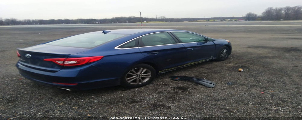 5NPE24AF0FH018326 2015 HYUNDAI SONATA photo no. 4
