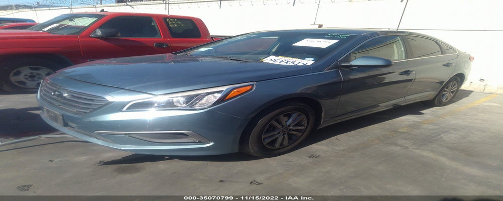 5NPE24AF7HH579660 2017 HYUNDAI SONATA photo no. 2