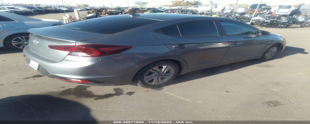 KMHD84LF3KU864999 2019 HYUNDAI ELANTRA photo no. 4