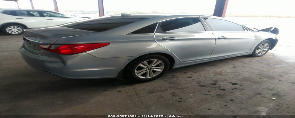 5NPEB4AC7CH475264 2012 HYUNDAI SONATA photo no. 4