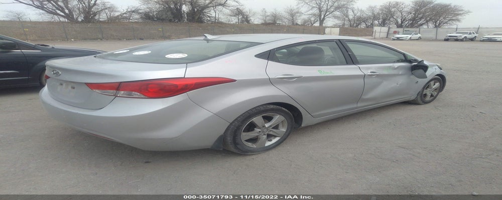 KMHDH4AE5DU791373 2013 HYUNDAI ELANTRA photo no. 4