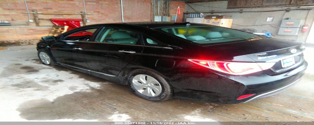 KMHEC4A45FA121739 2015 HYUNDAI SONATA HYBRID photo no. 3