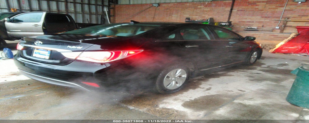 KMHEC4A45FA121739 2015 HYUNDAI SONATA HYBRID photo no. 4