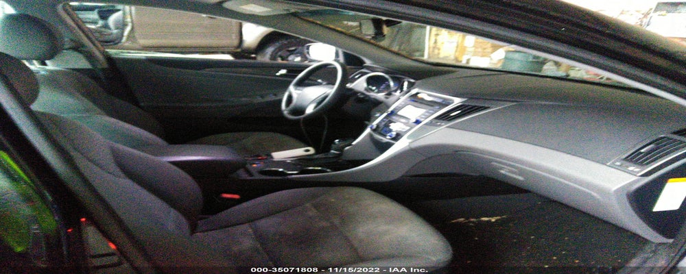KMHEC4A45FA121739 2015 HYUNDAI SONATA HYBRID photo no. 5