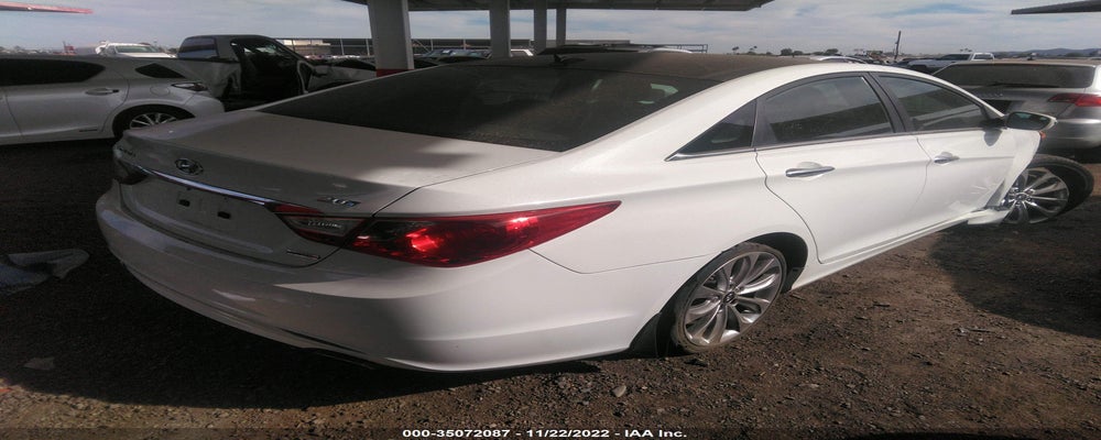 5NPEC4ABXCH464943 2012 HYUNDAI SONATA photo no. 4