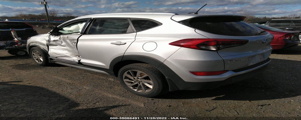 KM8J3CA43HU266577 2017 HYUNDAI TUCSON photo no. 3
