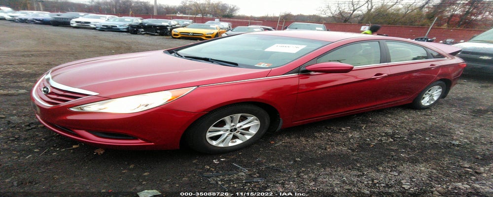5NPEB4AC5BH289771 2011 HYUNDAI SONATA photo no. 2