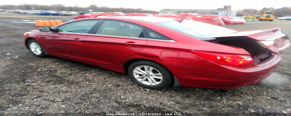 5NPEB4AC5BH289771 2011 HYUNDAI SONATA photo no. 3