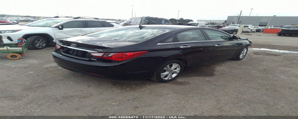 5NPEC4AC7BH047285 2011 HYUNDAI SONATA photo no. 4