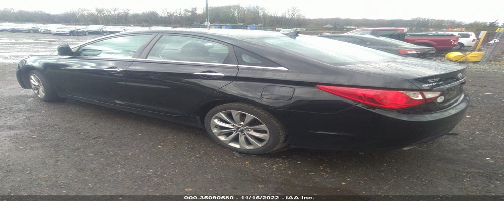 5NPEC4AC4BH182076 2011 HYUNDAI SONATA photo no. 3