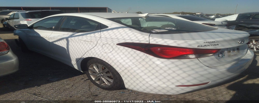 5NPDH4AE6FH638664 2015 HYUNDAI ELANTRA photo no. 3