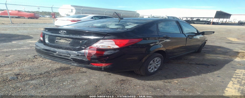 KMHCT4AE2HU358108 2017 HYUNDAI ACCENT photo no. 4
