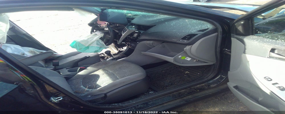 KMHCT4AE2HU358108 2017 HYUNDAI ACCENT photo no. 5