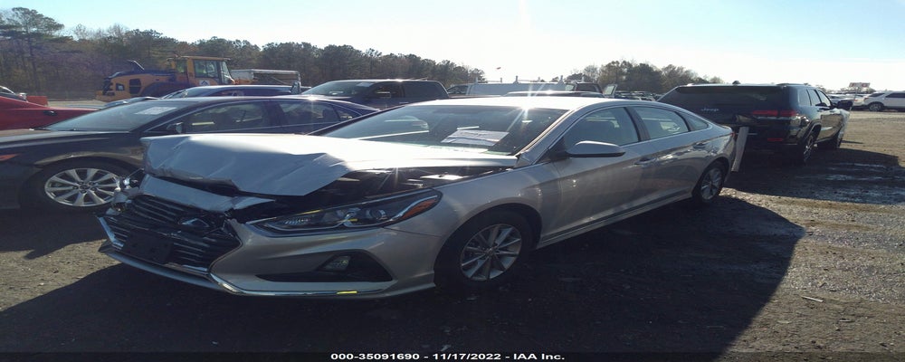 5NPE24AF6KH785110 2019 HYUNDAI SONATA photo no. 2
