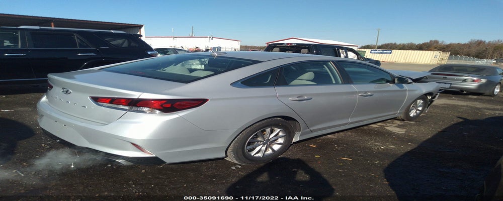 5NPE24AF6KH785110 2019 HYUNDAI SONATA photo no. 4