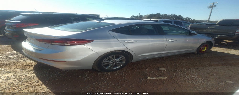 KMHD84LFXJU499736 2018 HYUNDAI ELANTRA photo no. 4