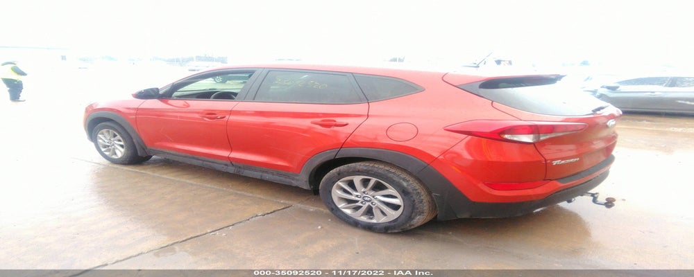 KM8J23A43GU105180 2016 HYUNDAI TUCSON photo no. 3