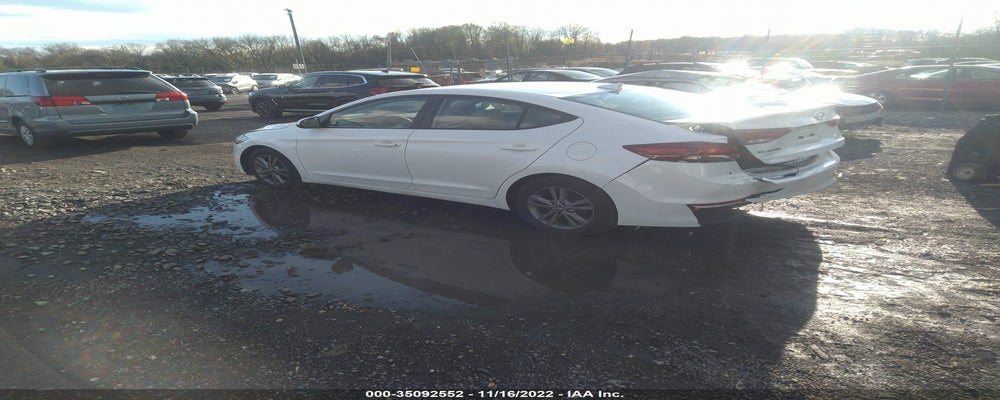 5NPD84LF1HH184137 2017 HYUNDAI ELANTRA photo no. 3