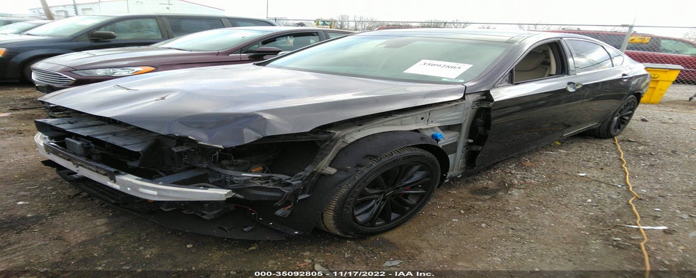 KMHGN4JE3FU037798 2015 HYUNDAI GENESIS photo no. 2