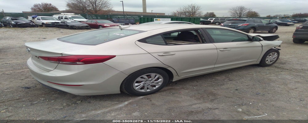 5NPD74LF2HH112091 2017 HYUNDAI ELANTRA photo no. 4