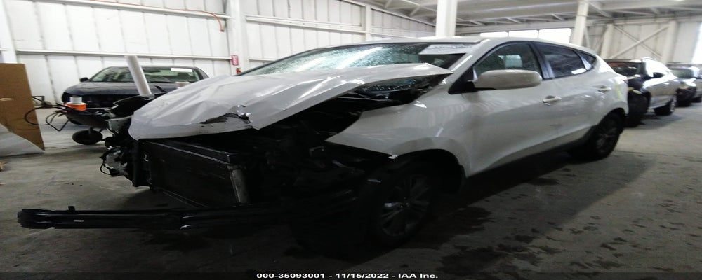 KM8JT3AF0FU958164 2015 HYUNDAI TUCSON photo no. 2