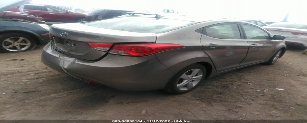 5NPDH4AEXDH351034 2013 HYUNDAI ELANTRA photo no. 4