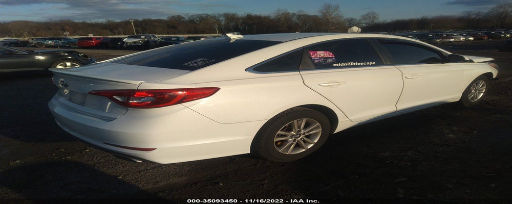 5NPE24AF6FH043196 2015 HYUNDAI SONATA photo no. 4