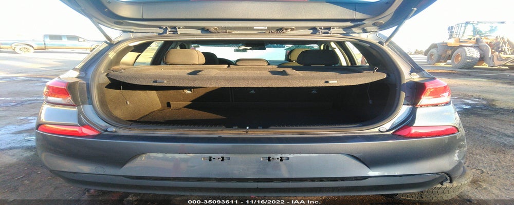 KMHH35LEXJU033835 2018 HYUNDAI ELANTRA GT photo no. 8