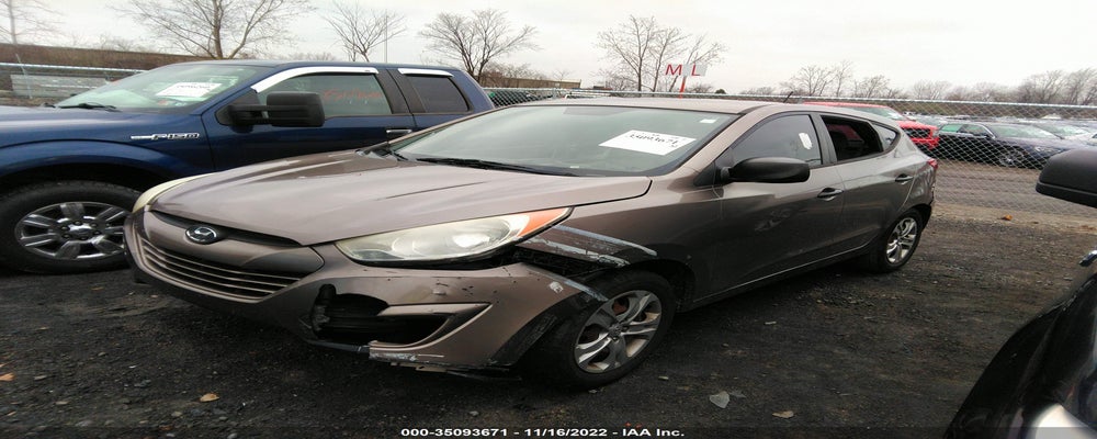 KM8JT3AB5BU119988 2011 HYUNDAI TUCSON photo no. 2