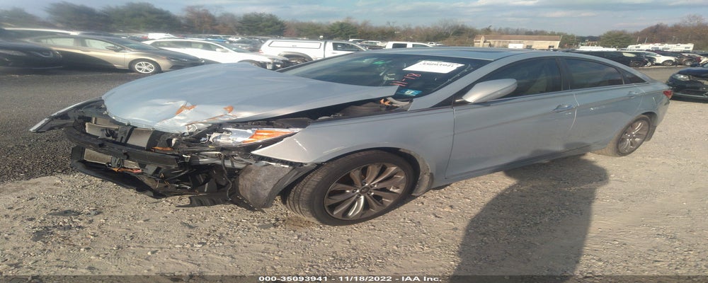 5NPEC4AC0BH289609 2011 HYUNDAI SONATA photo no. 2