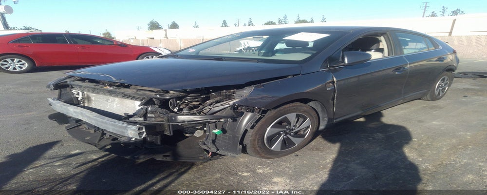 KMHC75LC4JU072868 2018 HYUNDAI IONIQ HYBRID photo no. 2